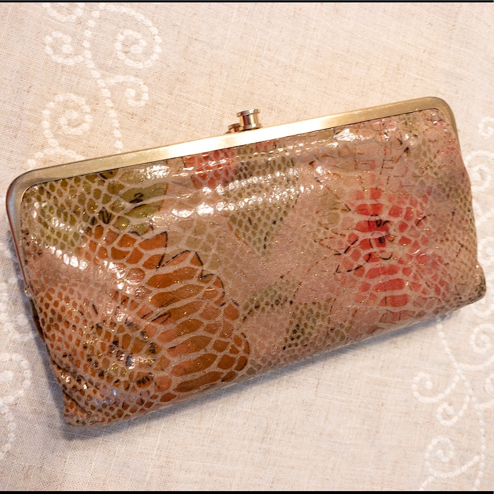 Hobo Clutch Style Wallet